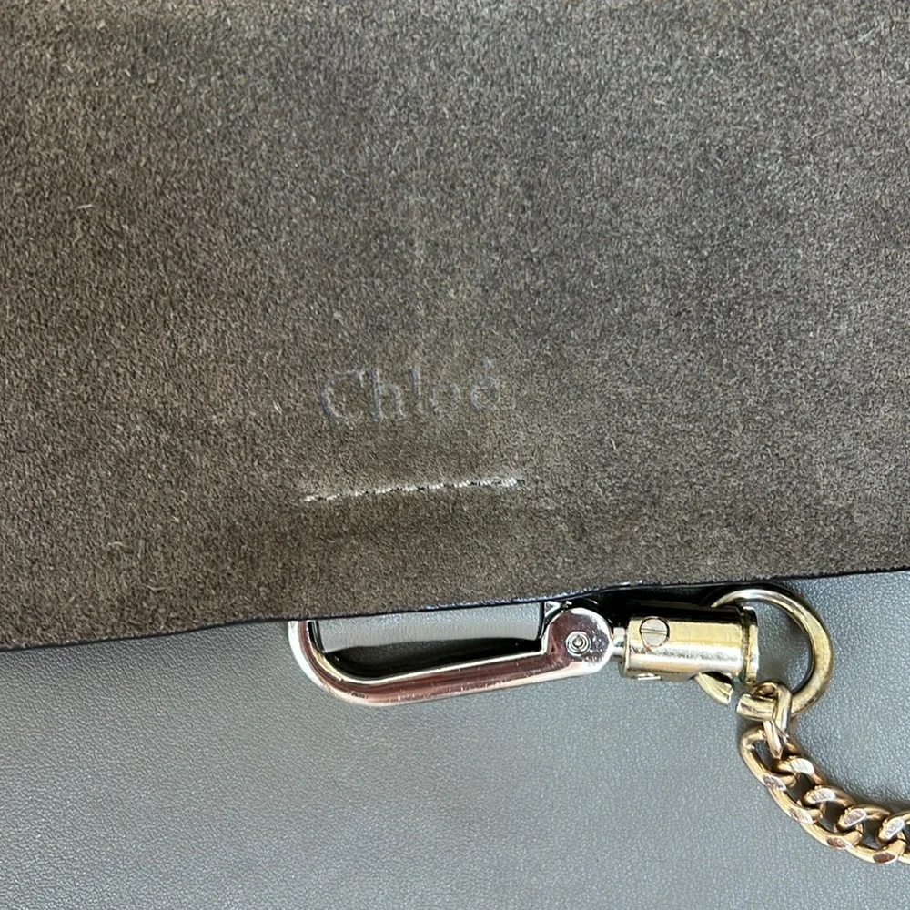 Chloé Faye Calfskin Bag - Picture 2 of 8